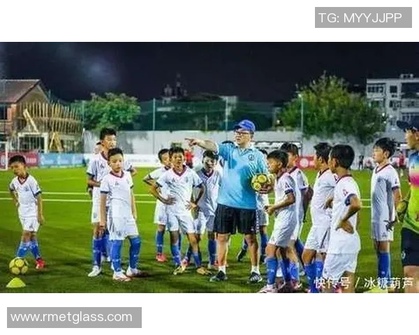 中国少年足球小球星崭露头角未来潜力无限引关注