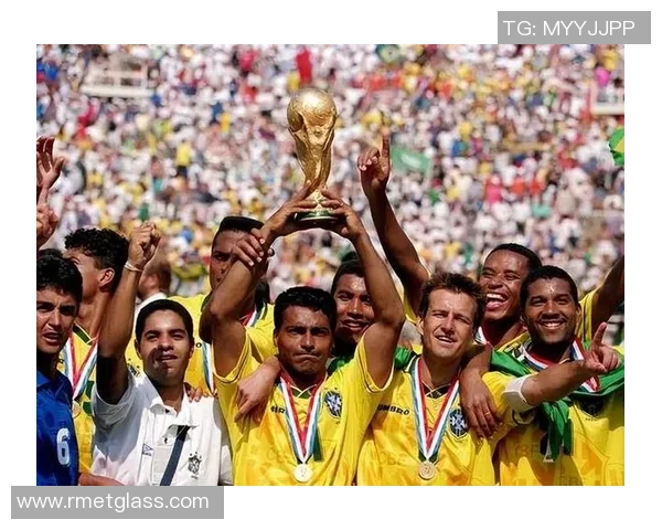 巴西足球巨星名字背后的传奇故事与荣誉成就揭秘