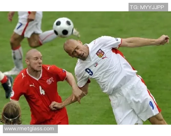 当篮球巨星邂逅足球传奇跨界对话点燃体育激情新篇章