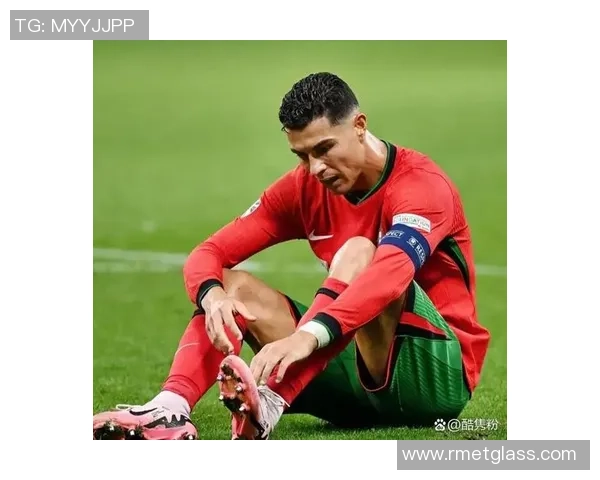 C罗传奇再续：从葡萄牙天才到世界足坛巨星的辉煌之路