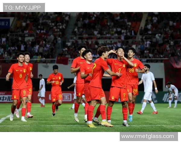 五人制足球世界杯球星风采展现与赛事亮点解析 五人制足球世界杯球星风采展现与赛事亮点解析