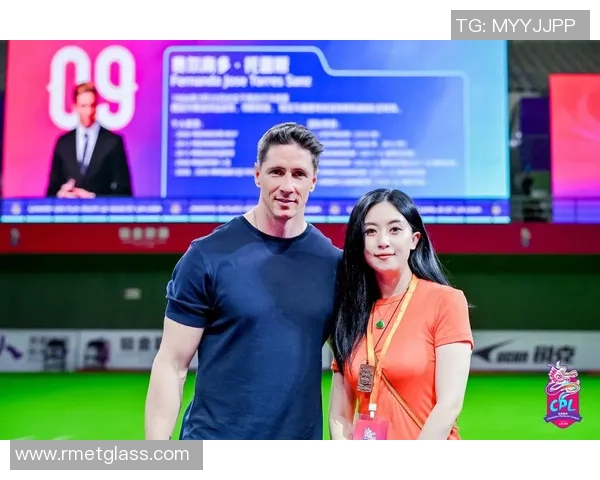 如何与足球球星合影并留住珍贵瞬间的技巧与注意事项