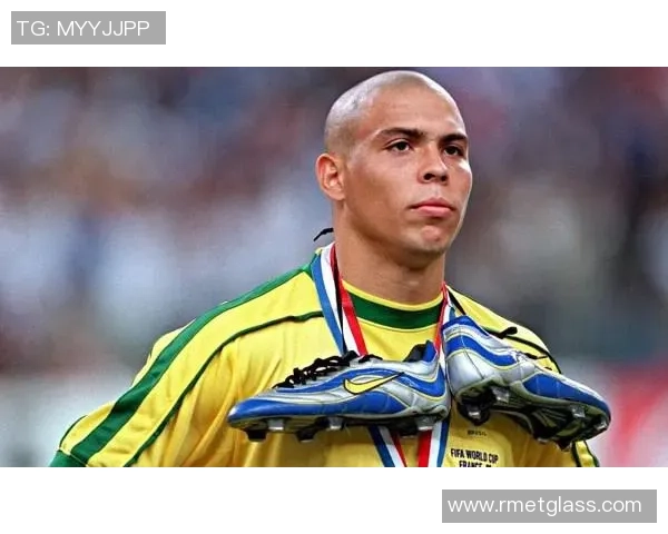 足球球票与球星卡收藏新风潮 品味激情与纪念的完美结合